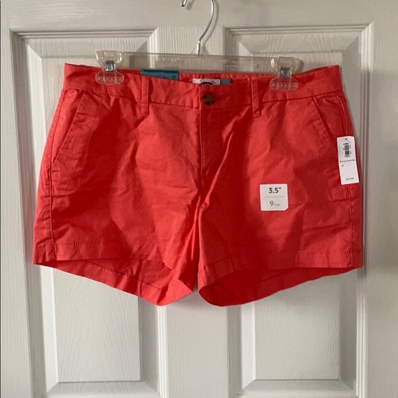 Old Navy Shorts NWT - Picture 3 of 12